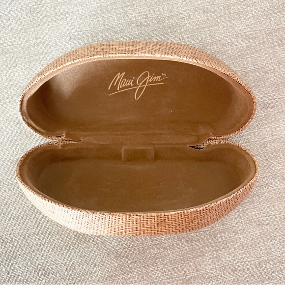 Maui Jim Clamshell Sunglasses Case - Picture 5 of 5